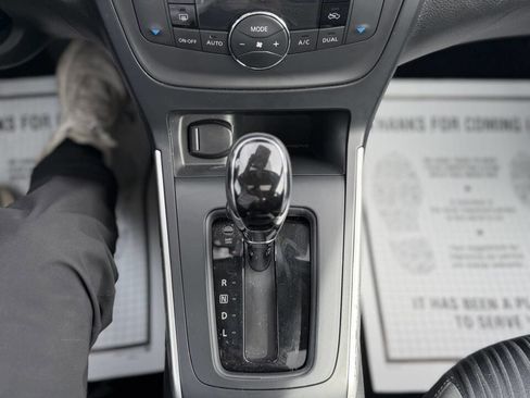 Used 2019 Nissan Sentra SV w/ Special Edition Package image 5