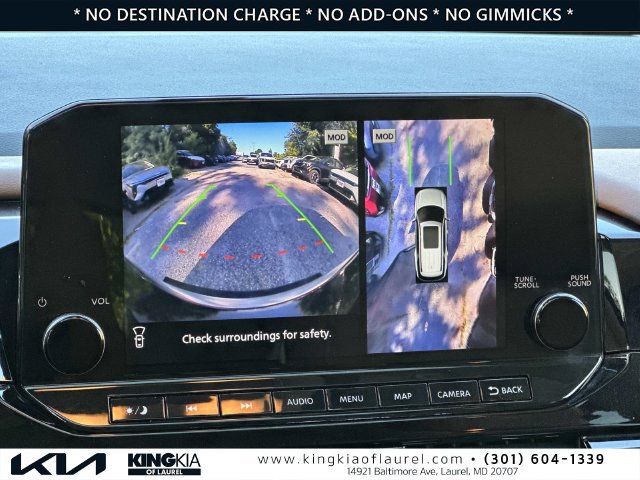 Used 2022 Nissan Pathfinder Platinum w/ Cargo Package AWD/4WD image 4