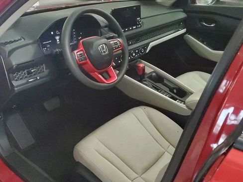 Used 2024 Honda Accord EX image 18