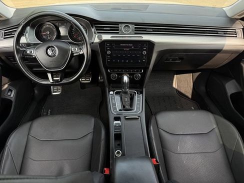 Used 2019 Volkswagen Arteon SE FWD image 10
