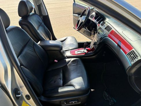 Used 2004 Lexus ES 330 image 23