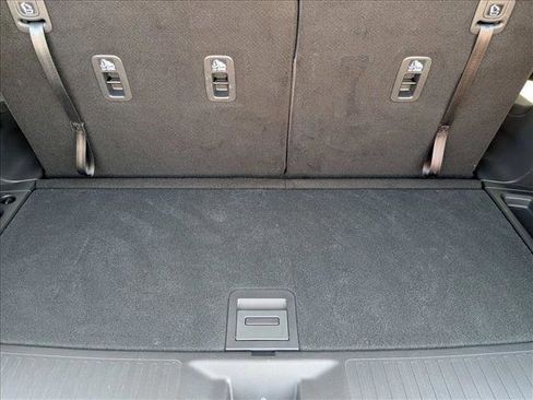 Used 2025 Honda Pilot Touring image 6