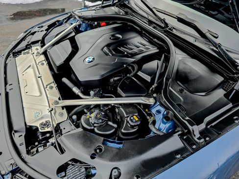 Used 2022 BMW 430i xDrive Coupe w/ M Sport Package image 60