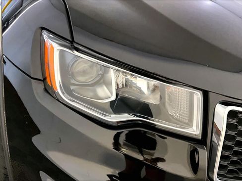 Used 2020 Jeep Grand Cherokee Limited AWD/4WD image 27