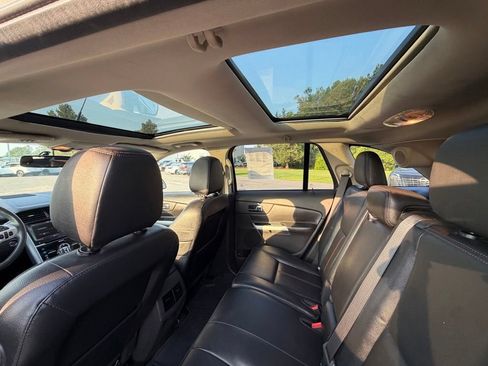 Used 2014 Ford Edge Limited w/ Equipment Group 302A AWD/4WD image 24