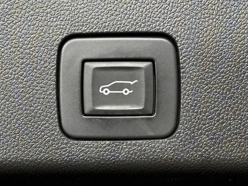 Used 2023 Buick Encore GX Select w/ Experience Buick Package FWD image 17