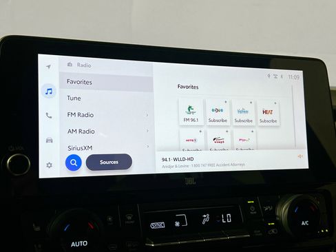 Used 2025 Toyota Grand Highlander AWD Hybrid image 28