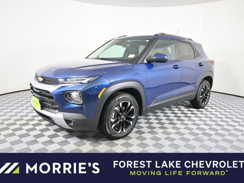 Used 2021 Chevrolet TrailBlazer LT w/ Convenience Package FWD image 1