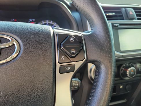 Used 2015 Toyota 4Runner SR5 RWD image 14