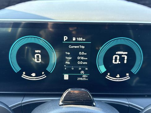 Used 2024 Hyundai Santa Fe SEL image 17