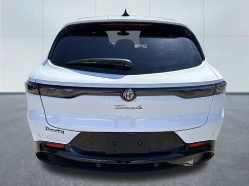Used 2025 Alfa Romeo Tonale AWD/4WD image 4