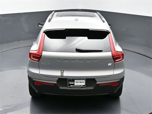 New 2024 Volvo XC40 Recharge Plus w/ Protection Package Premier image 32