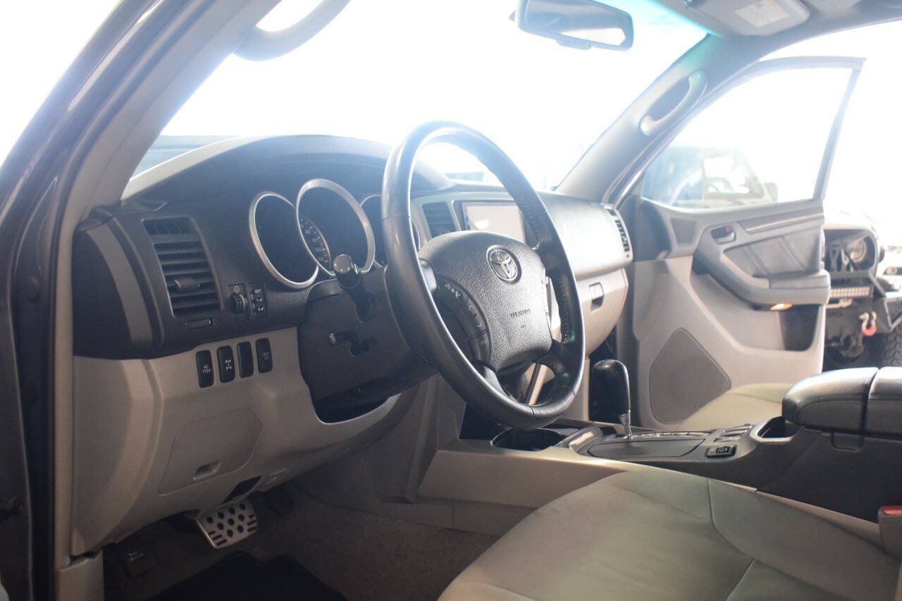 Used 2007 Toyota 4Runner Limited AWD/4WD image 15