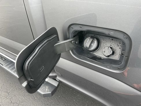 Used 2021 Ford F250 Lariat w/ Lariat Value Package image 65