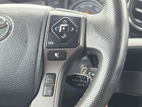 Used 2020 Toyota Tacoma TRD Sport AWD/4WD image 27