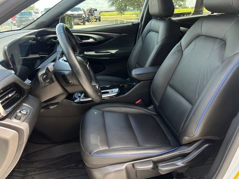 Used 2025 Buick Envista Sport Touring FWD image 13