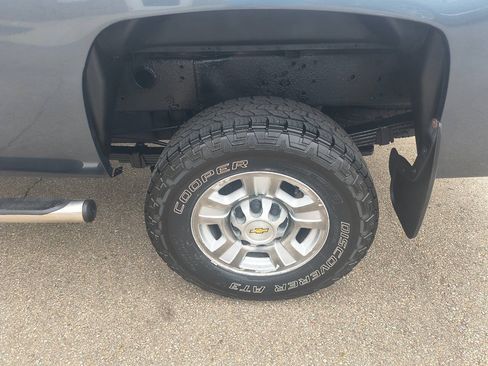 Used 2008 Chevrolet Silverado 3500 LT AWD/4WD image 9