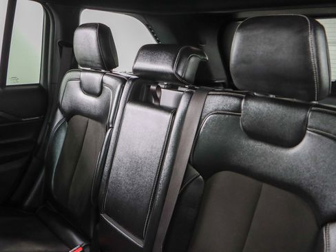 Used 2022 Jeep Grand Cherokee Altitude image 25