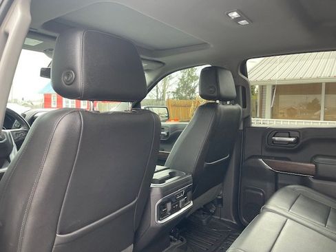 Used 2019 GMC Sierra 1500 SLT w/ SLT Premium Plus Package image 18