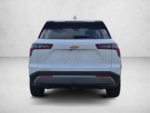 New 2026 Chevrolet Equinox LT w/ Convenience Package II image 8