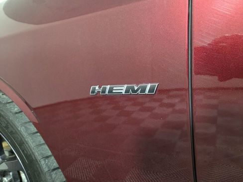 Certified 2018 Dodge Challenger R/T image 11