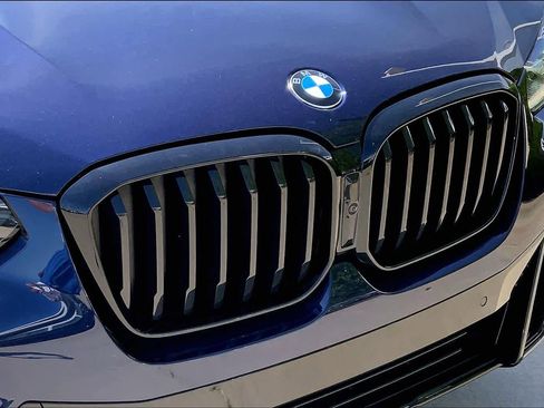 Used 2023 BMW X3 xDrive30i w/ M Sport Package AWD/4WD image 28