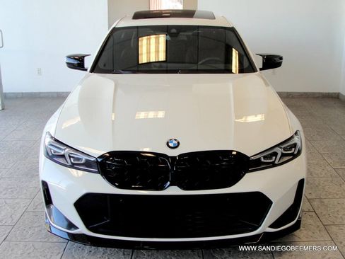Used 2023 BMW 330i Sedan w/ M Sport Package RWD image 15