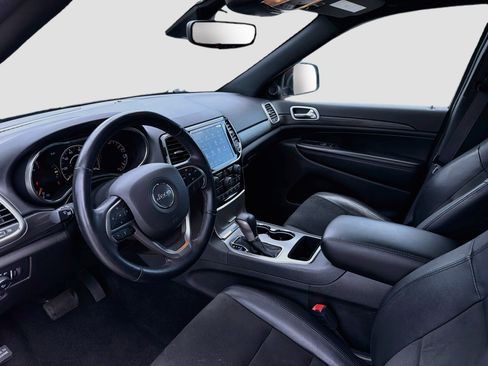 Used 2022 Jeep Grand Cherokee Laredo X RWD image 26