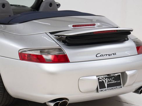 Used 2003 Porsche 911 Cabriolet image 22