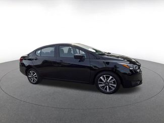 Used 2025 Nissan Versa SV video 2