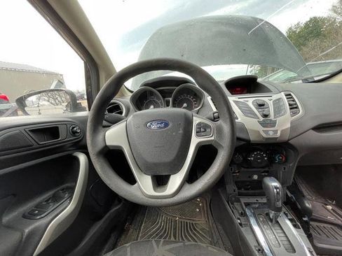 Used 2011 Ford Fiesta SE w/ 202A Rapid Spec Order Code image 33