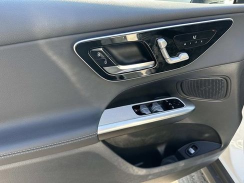 Certified 2025 Mercedes-Benz GLC 300 4MATIC image 15