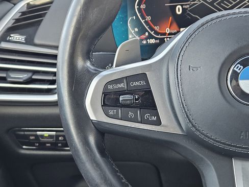 Used 2022 BMW X5 sDrive40i w/ M Sport Package image 29