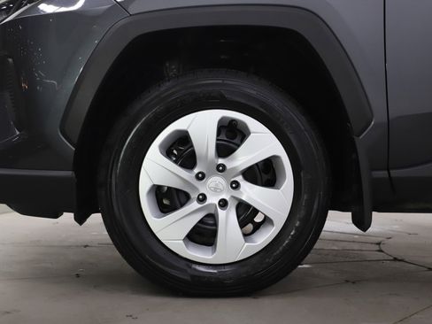 Used 2025 Toyota RAV4 LE image 28