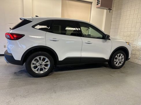 New 2026 Ford Escape Active w/ Cold Weather Package AWD/4WD image 22