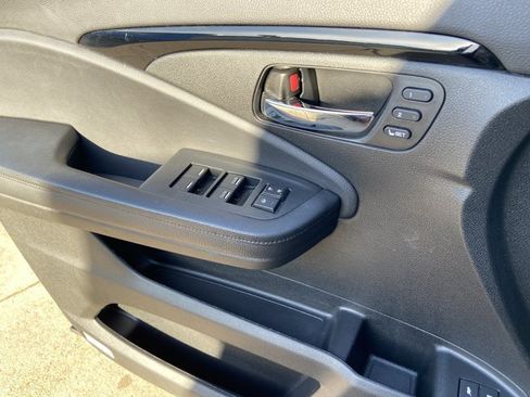 Used 2020 Honda Passport Touring image 49