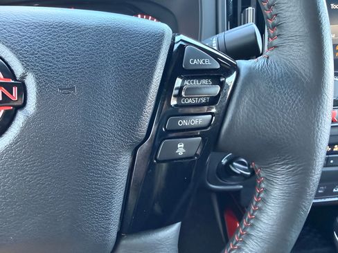 Certified 2025 Nissan Frontier PRO-4X AWD/4WD image 17
