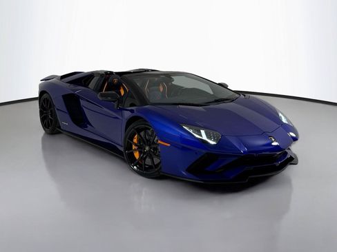 Used 2019 Lamborghini Aventador S AWD/4WD image 40