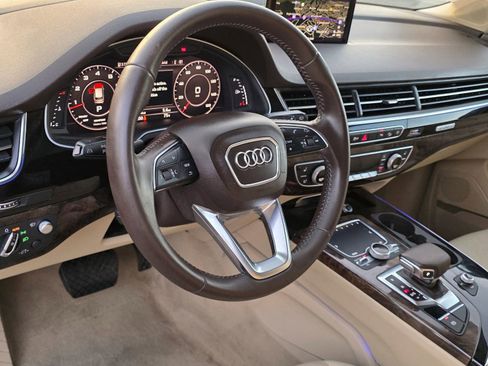 Used 2018 Audi Q7 3.0T Prestige w/ Prestige Package image 12