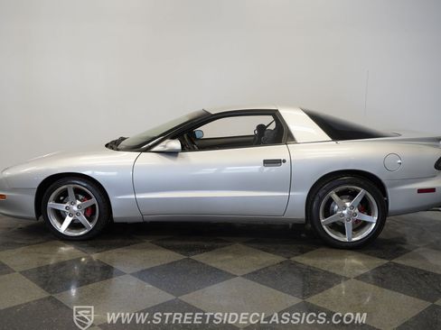 Used 1997 Pontiac Firebird Formula w/ Opt Pkg RWD image 7