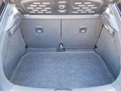 Used 2017 Volkswagen Beetle 1.8T Classic image 17