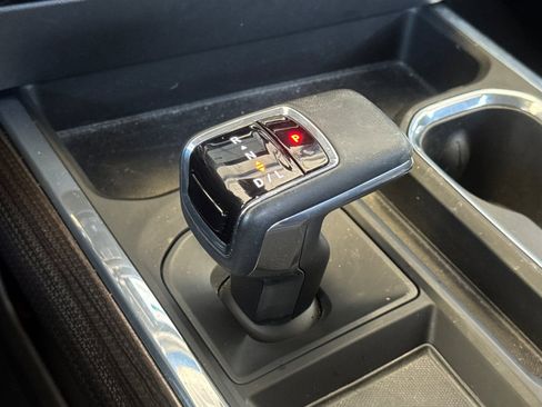 Used 2024 Chevrolet Silverado 1500 LT Trail Boss w/ Convenience Package II AWD/4WD image 30