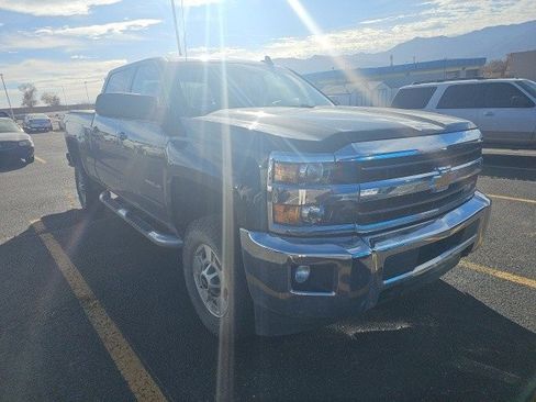 Used 2019 Chevrolet Silverado 2500 LT w/ All Star Edition image 3