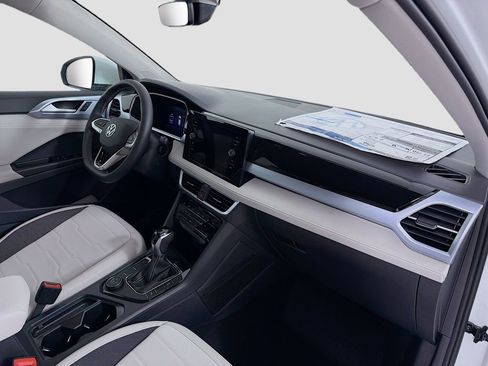 New 2026 Volkswagen Taos SE AWD/4WD image 29