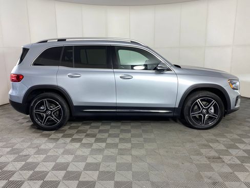 New 2026 Mercedes-Benz GLB 250 4MATIC image 8