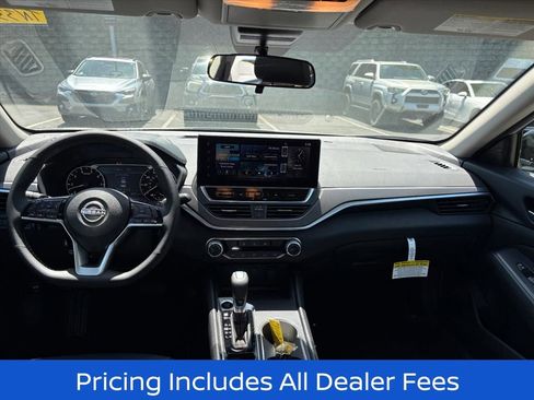 New 2026 Nissan Altima 2.5 SR FWD image 9