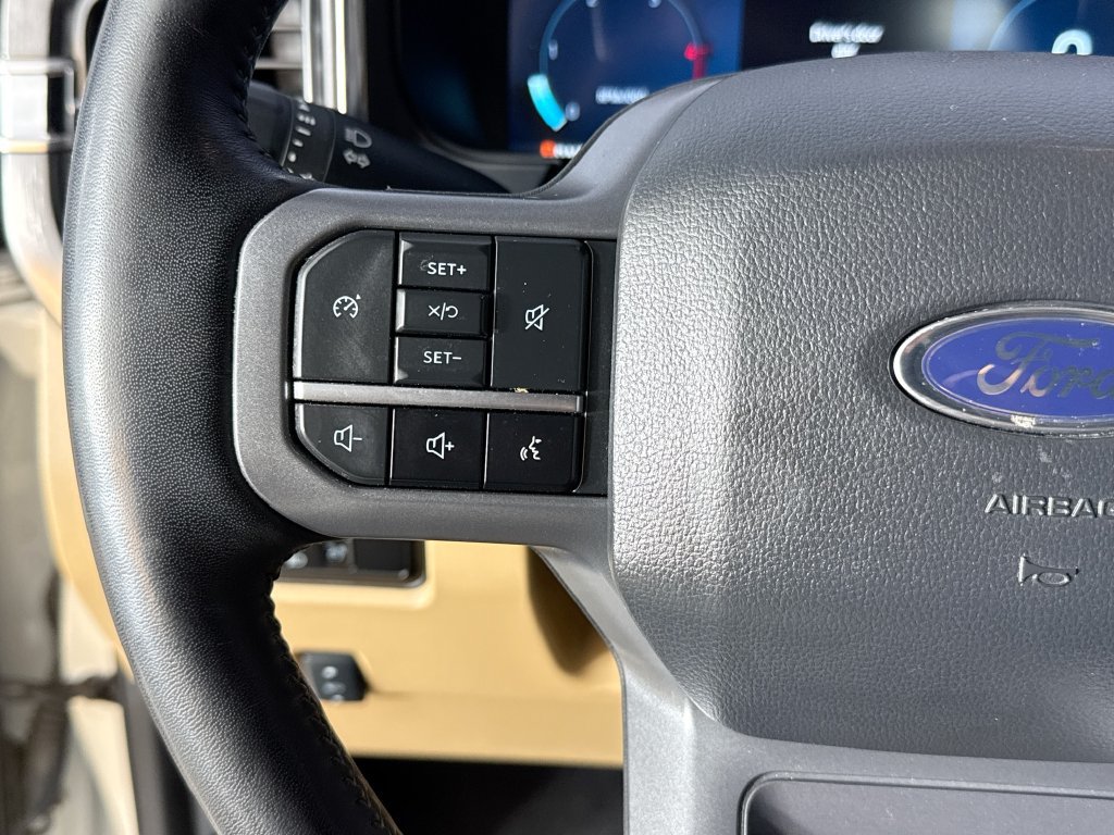 Used 2024 Ford F250 Lariat w/ Chrome Package AWD/4WD image 44
