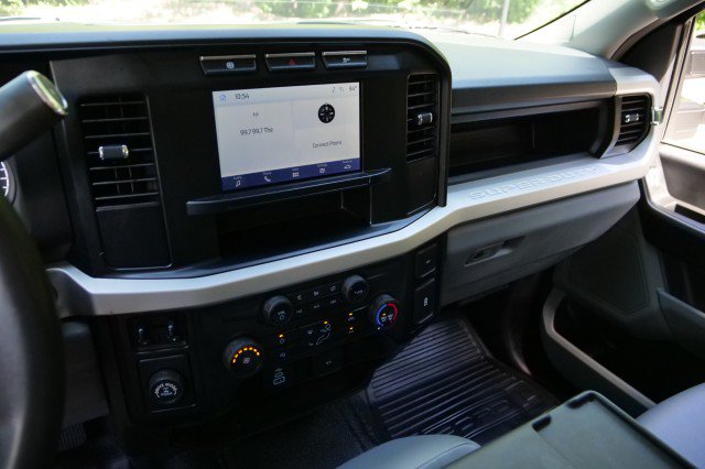 Used 2023 Ford F350 XL RWD image 14