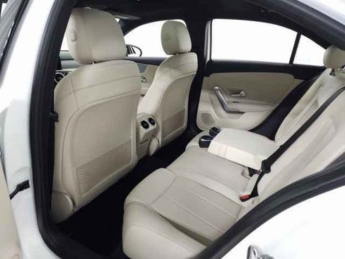 Used 2019 Mercedes-Benz A 220 image 29