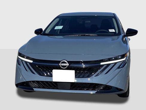 New 2026 Nissan Sentra SV w/ Floor Mat Package FWD image 6